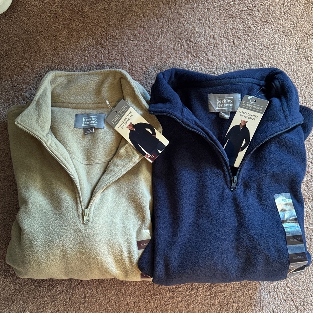 NWT Berkeley Premium Men's Quarter-Zip Fleece Sweatshirts - Navy and Tan